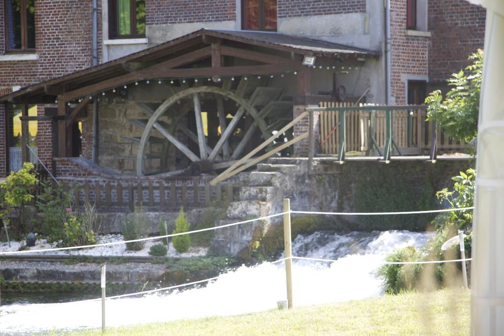 Logis - Hotel & Restaurant Moulin Des Forges Saint-Omer-en-Chaussée Exterior foto
